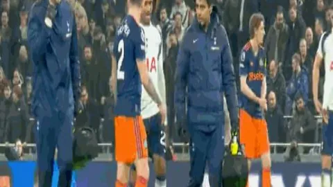 中央5台体育直播在线赛事动词使用解析